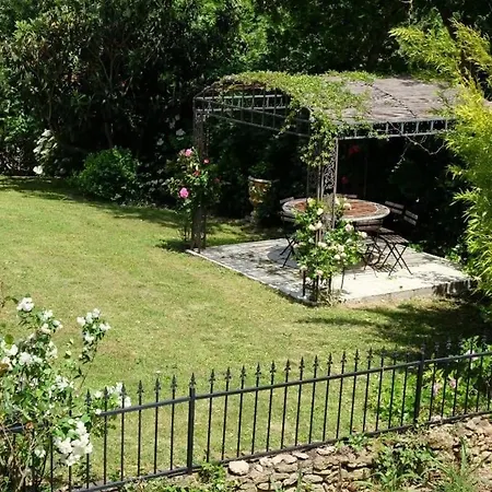 Villa La Bomba Is A Stunning In Glorious Countryside With Private Pool