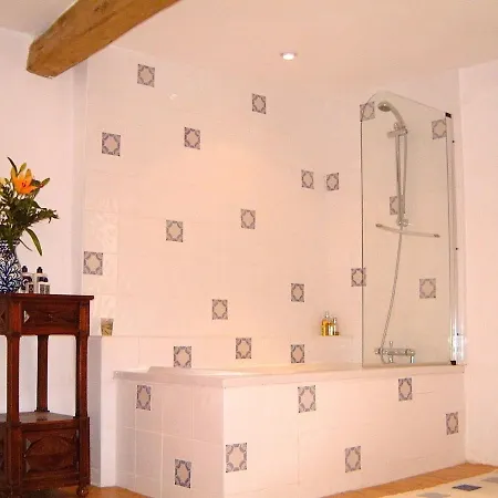 فيلة La Bomba Is A Stunning Farmhouse In Glorious Countryside With Private Pool Saint-Paulet