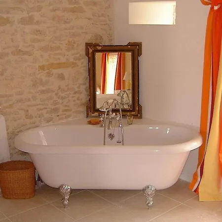 La Bomba Is A Stunning Farmhouse In Glorious Countryside With Private Pool * Saint-Paulet