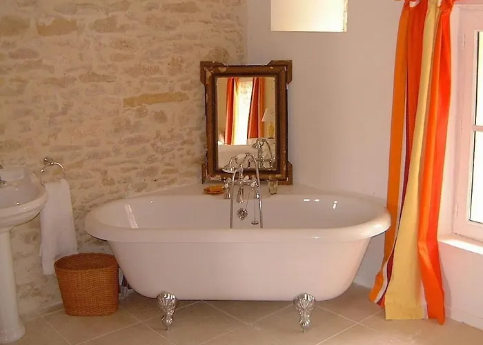 La Bomba Is A Stunning Farmhouse In Glorious Countryside With Private Pool * Saint-Paulet